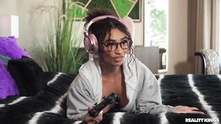 Kay Lovely And Erotic Medusa Squirting W – HotGirlsGame