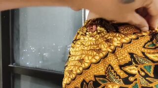 MARLBOROQUEENSEX – KEBAYA MERAH VIRAL 2022