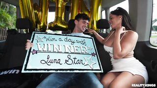 Mega Fan Wins a Ride – Luna Star
