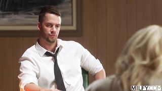 Trophy Wife Gets Caught Cheating in 4K – Taylor Vixxen