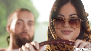 Daisy Fuentes – Hotwife Rides Huge Cock While Hubby Watches 26 03 2025