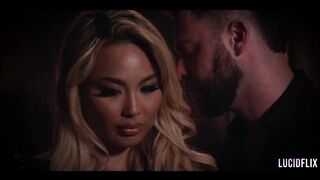 Kazumi Squirts- Room 7